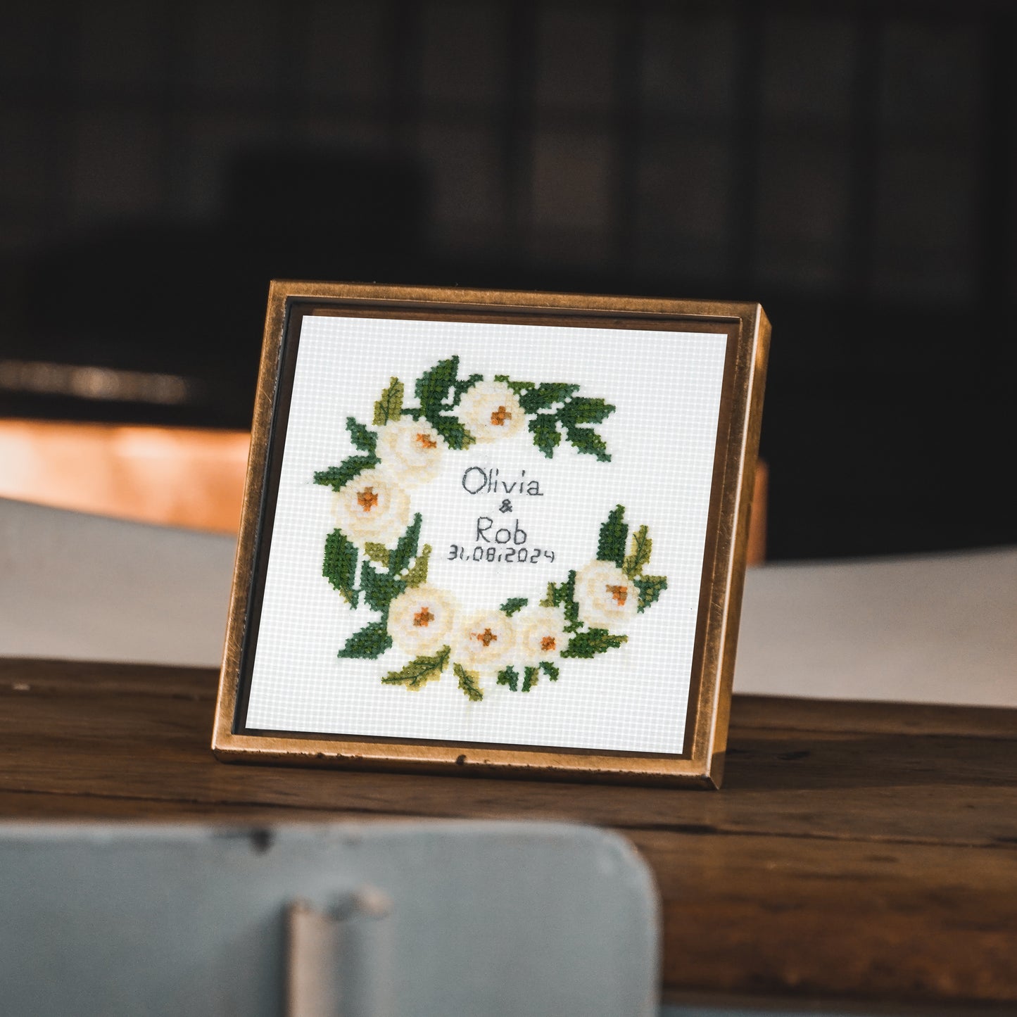 Mini Counted Cross Stitch Kit: Celebration Wreath