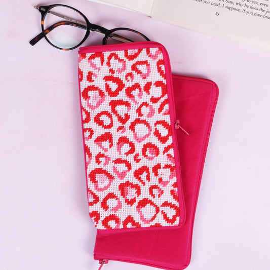 Half Stitch/Tapestry Kit: Stitch Your Own Glasses Case: Love Leopard
