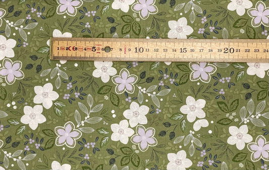 Winter's Promise - light green (pearlescent)
