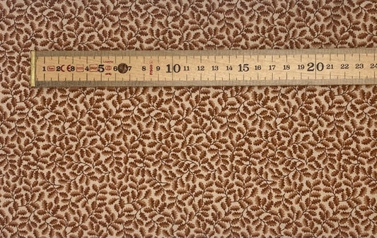 Oak leaves on light oak