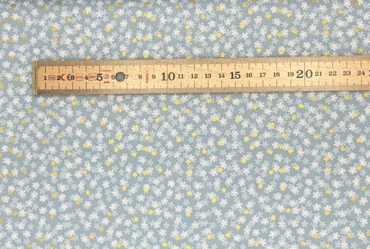 Tiny blossom on duck egg with gold metallic