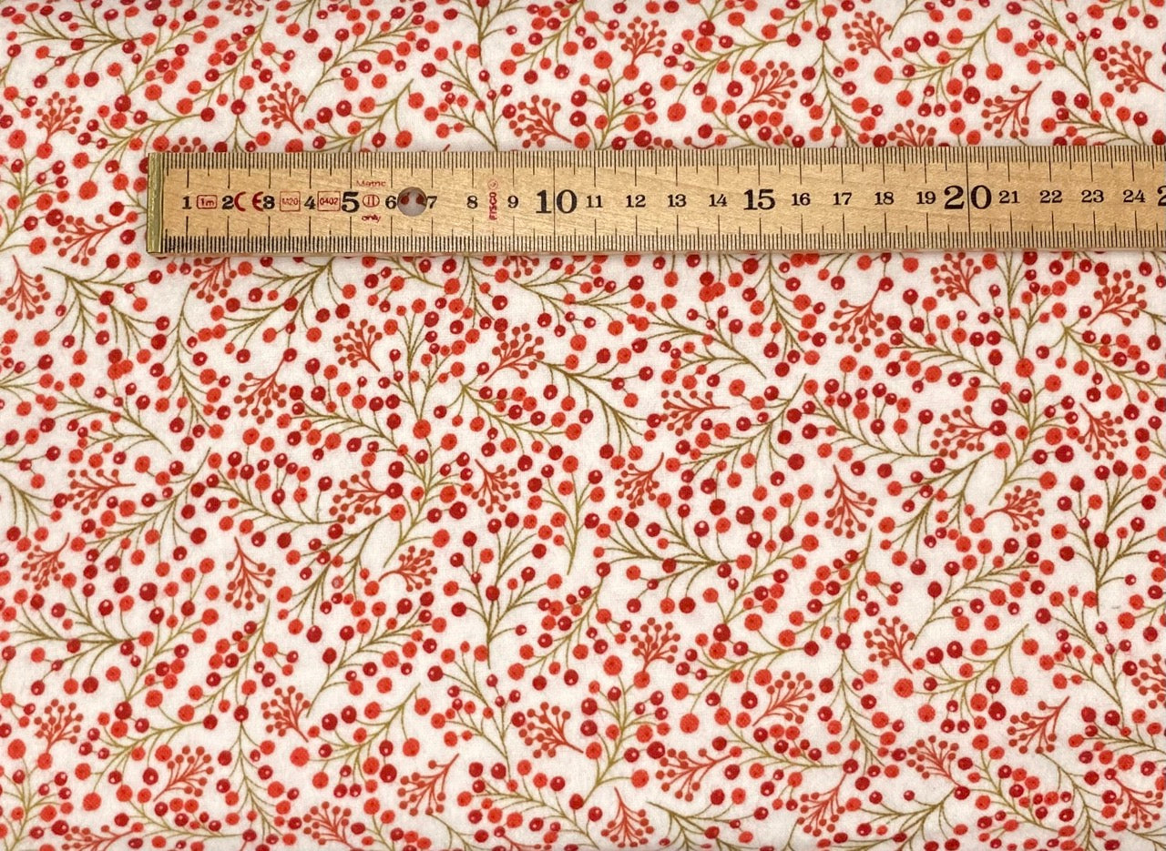 Winter berries on cream - Flannel