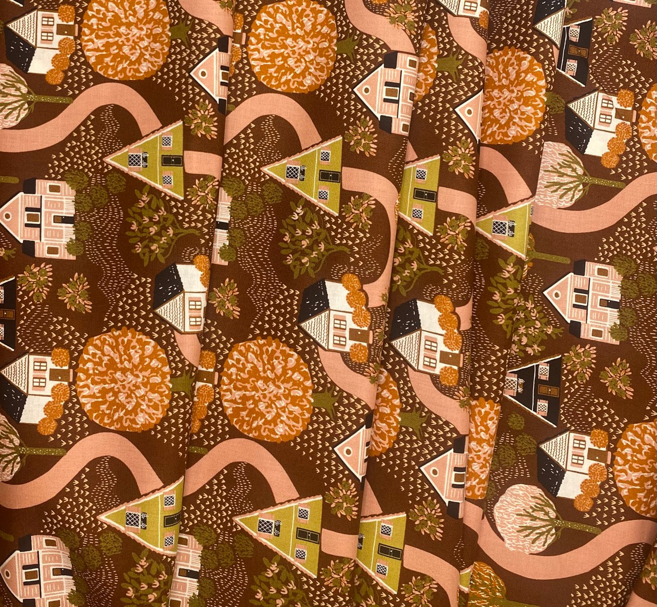 Cottage Pathway - Brown
