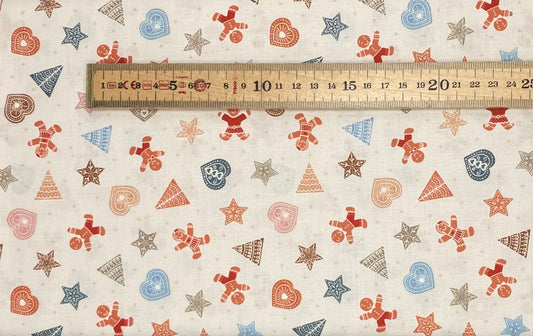 Gingerbread shapes on cream