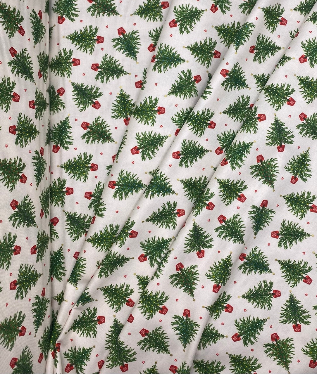 Oh Christmas tree on cream