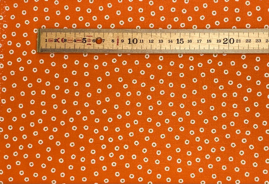 Bramley floral on reddish