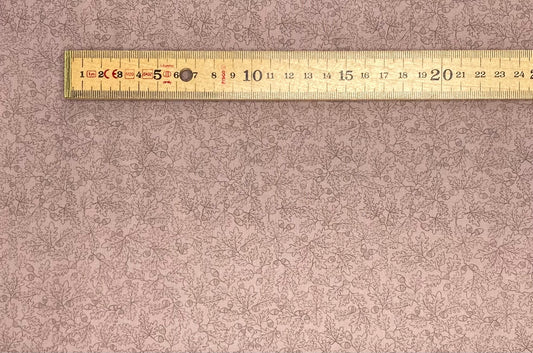 Sketched oak leaves on light brown