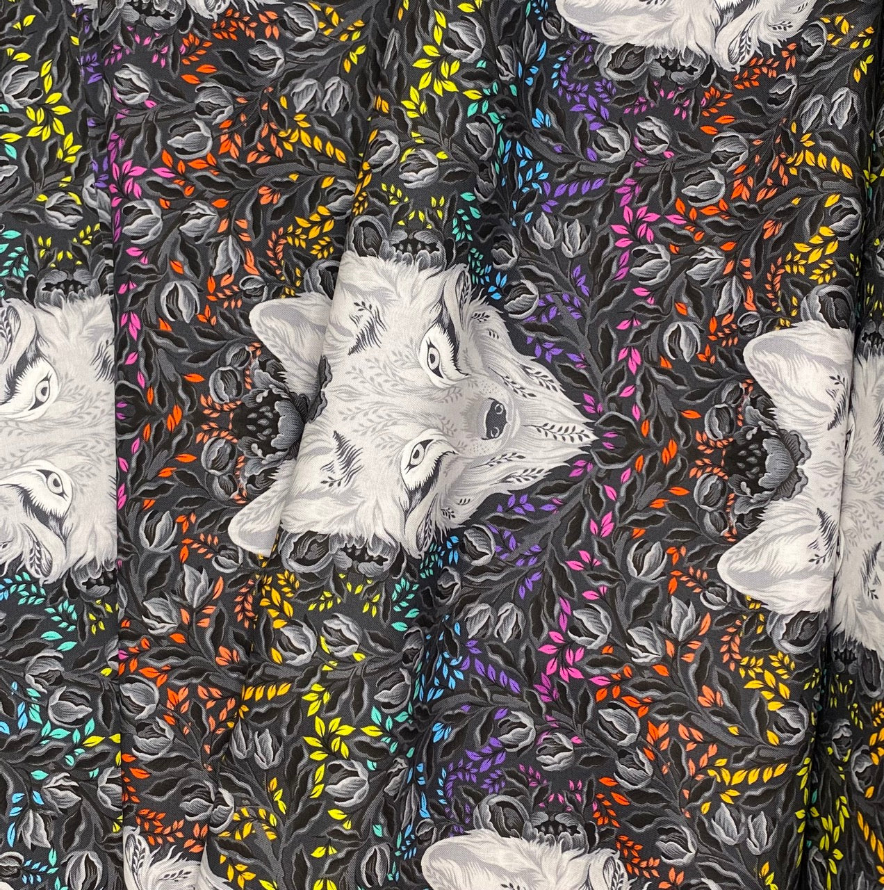 Wolf of Pink Street - Carbon