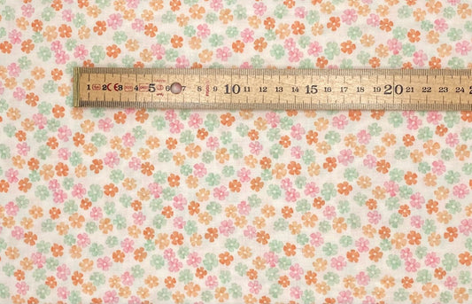 Daisy Chain on Dogwood