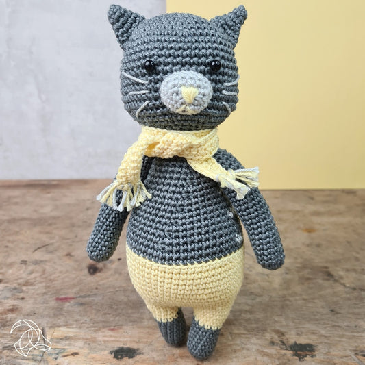 Polly the Cat - Crochet Kit