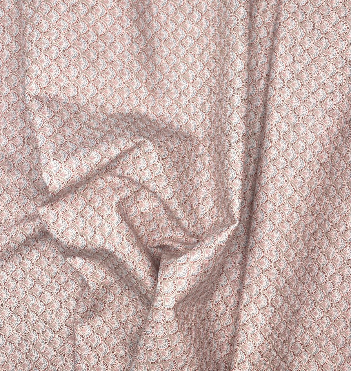 Fancy shells linen and pink