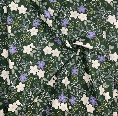 Winter's Promise - forest green (pearlescent)