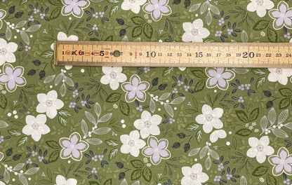 Winter's Promise - light green (pearlescent)