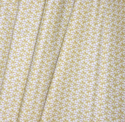 Dancing daisies yellow