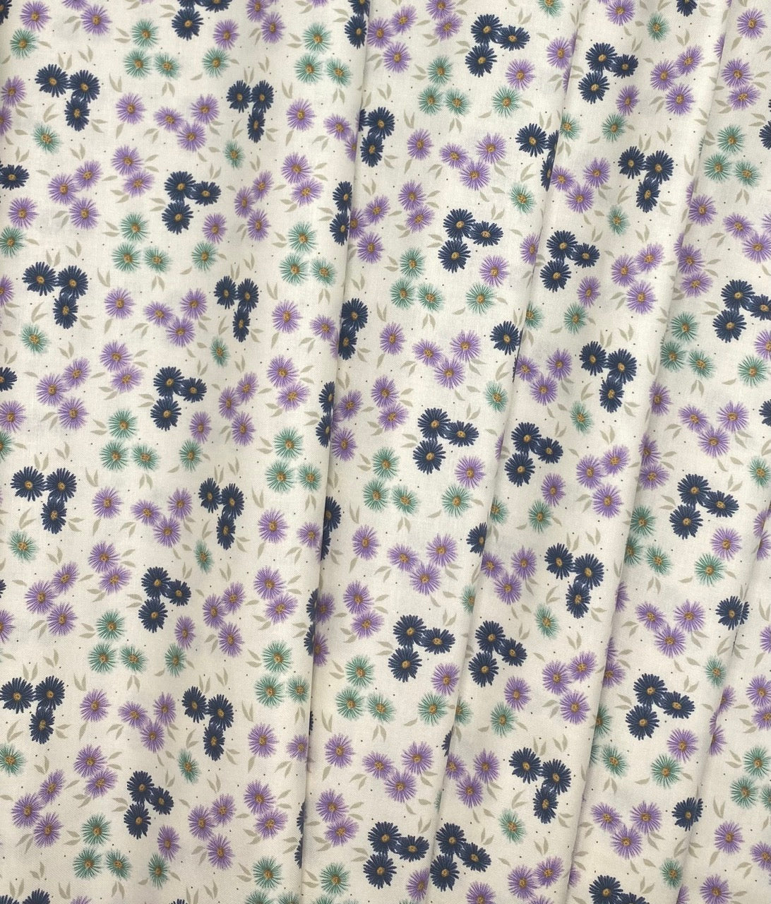 Flower Clusters - Navy