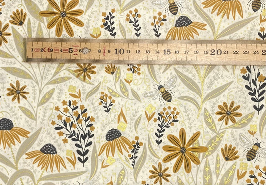 Bees in Flowers - Cream