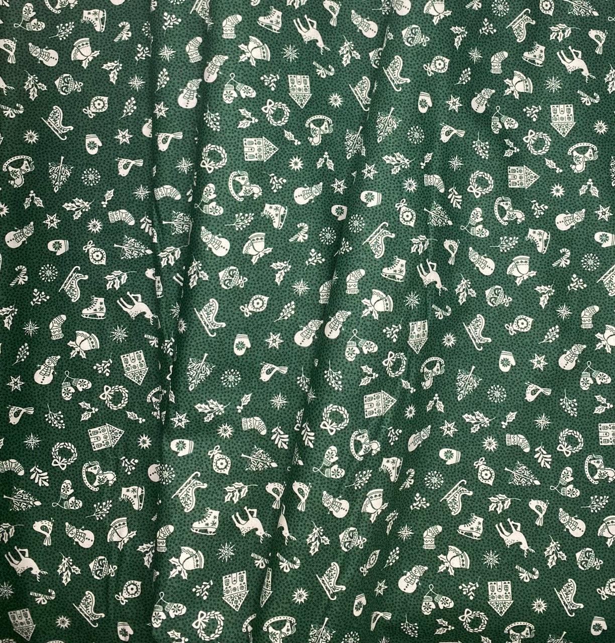 Christmas Motif - Green