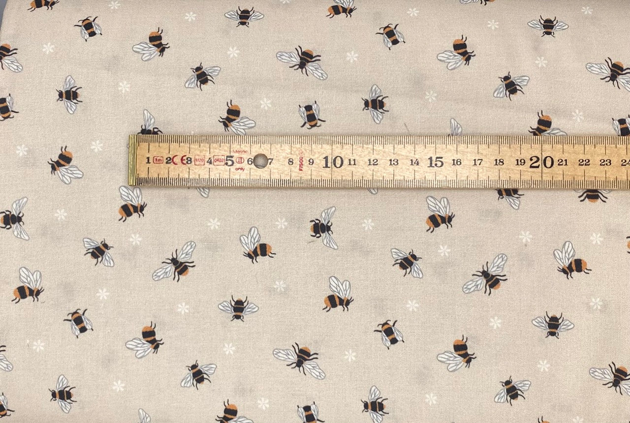 Dark Cream Bees - 108"