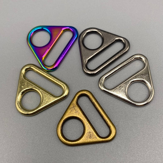 25mm Triangle Connectors