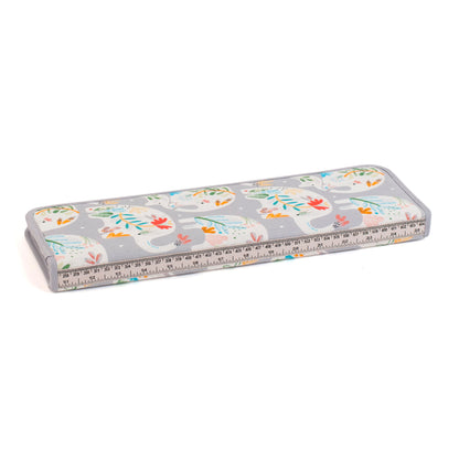 Knitting Pin Case with Tape Measure Trim: Elephants