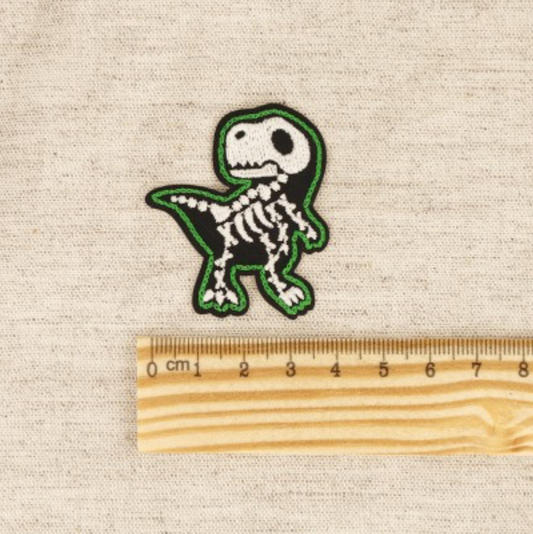 Iron on Motif: Green Dinosaur Skeleton